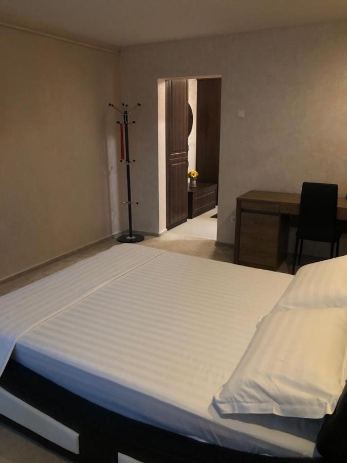 Cezara Apartment กาลาจิ ภายนอก รูปภาพ
